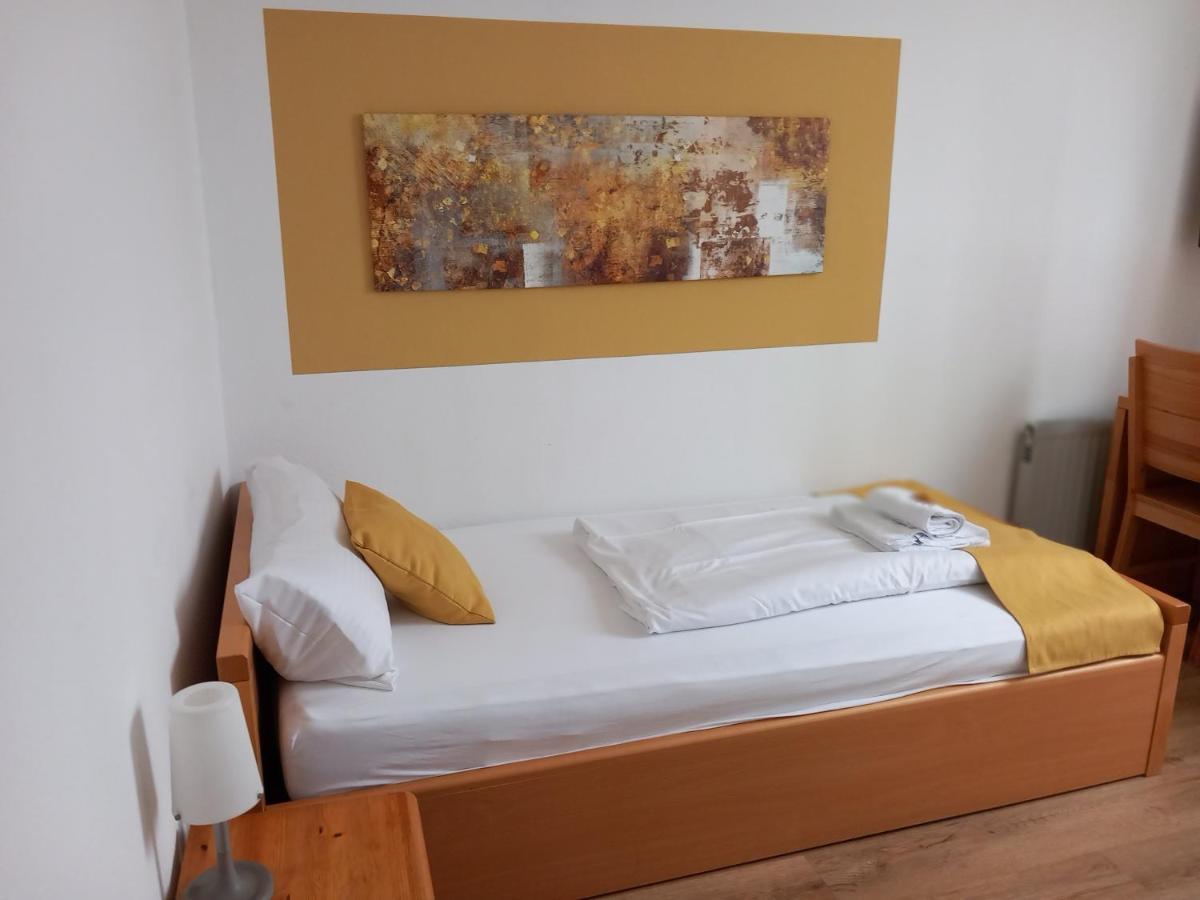 Hotel Karolinger - Self Check-In — Photos 2